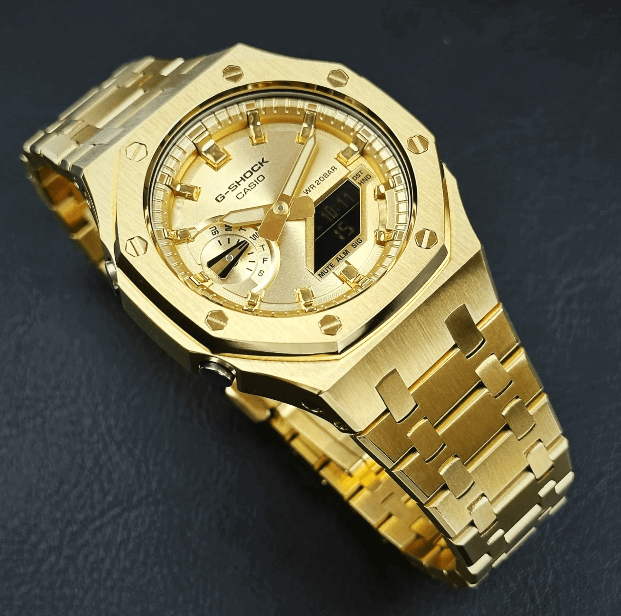 Full Gold G-Shock Mod - G-TUNE