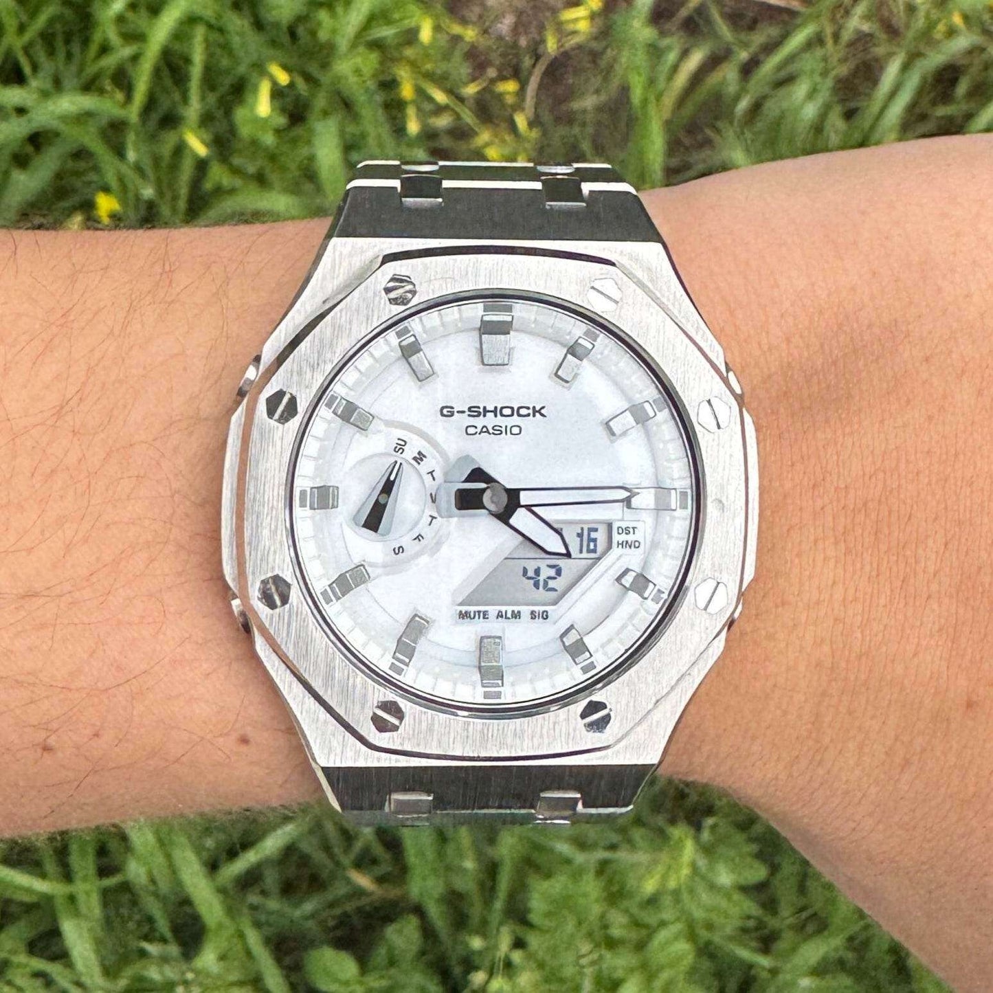 G-TUNE Special Edition Silver & White G-Shock Mod Special Edition Silver & White G-Shock Mod